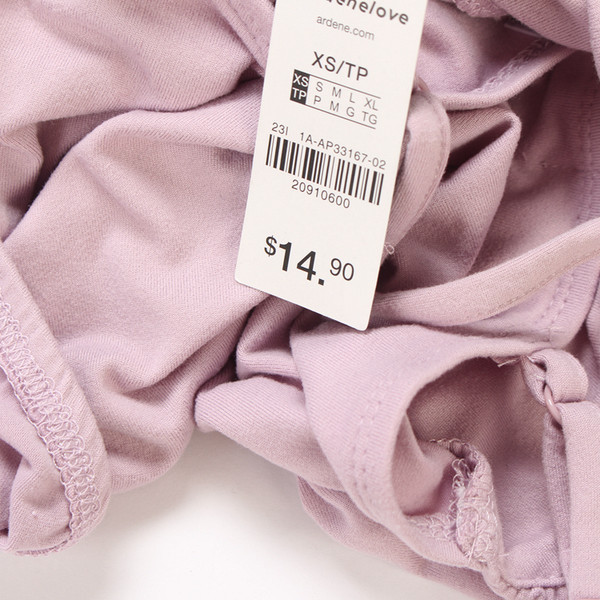 Női test vékony pántokkal, többféle színben