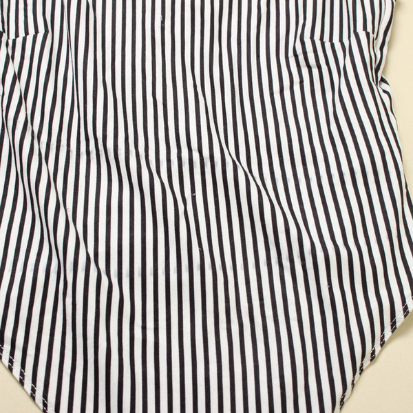 Sieviešu svītrains bodijs ar plānām lencītēm