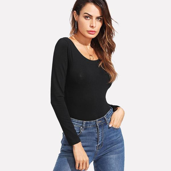 Sieviešu ikdienas bodijs ar garām piedurknēm un atkailinātu muguru