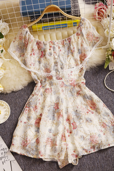 Sieviešu moderns kombinezons ar ziedu motīviem