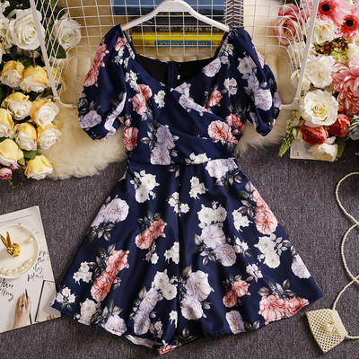 Naiste moodne lillemotiividega kombinesoon