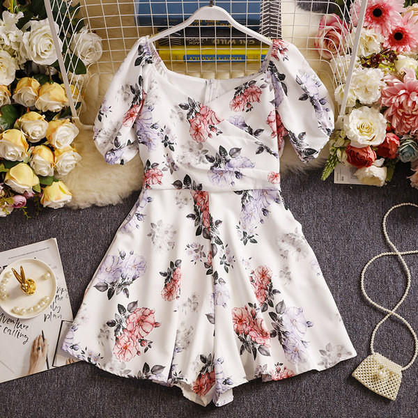 Naiste moodne lillemotiividega kombinesoon