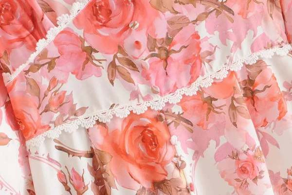 Kevadine lühike lillemustriga kombinesoon