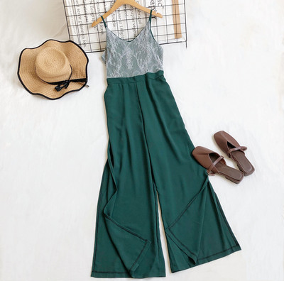 Naiste pikad peenikeste rihmade ja pitsiga kombinesoonid