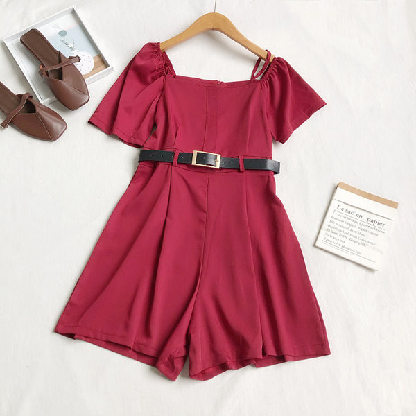 Aktuális női overál övvel és rövid ujjal