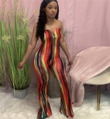 Moodne triibuline kombinesoon naistele