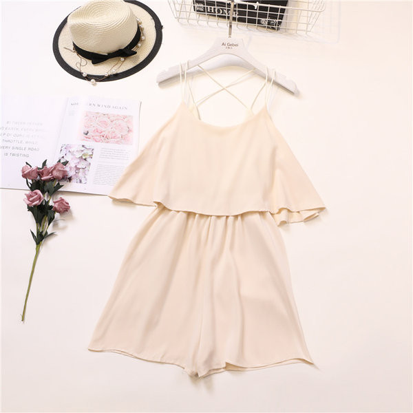 Naiste lühikeste peenikeste rihmadega kombinesoonide uus mudel