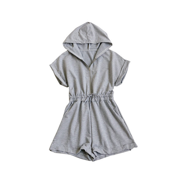 Ikdienas kombinezons ar kapuci un rāvējslēdzēju