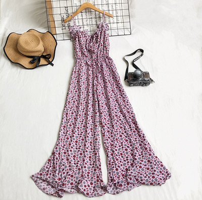 Laiad peenikeste rihmadega kombinesoonid