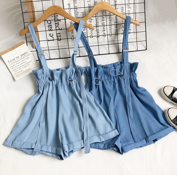 Ikdienas kombinezons ar saitēm