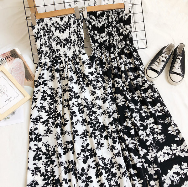 Lillemotiividega naiste pikad kombinesoonid kahes värvitoonis