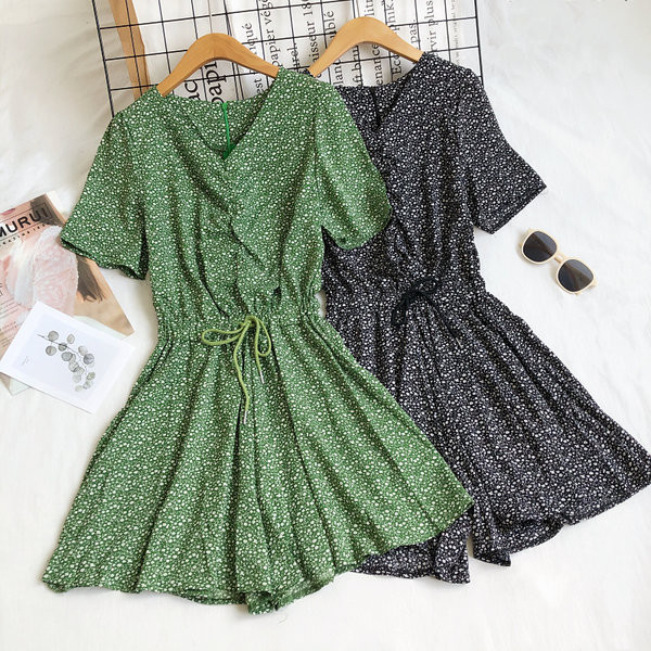 Uus mudel spits-kaelusega ja lipsudega naiste kombinesoonid