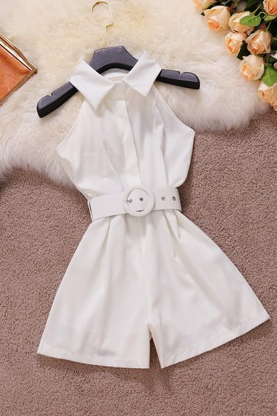 Női overall klasszikus galléros gombokkal és övvel