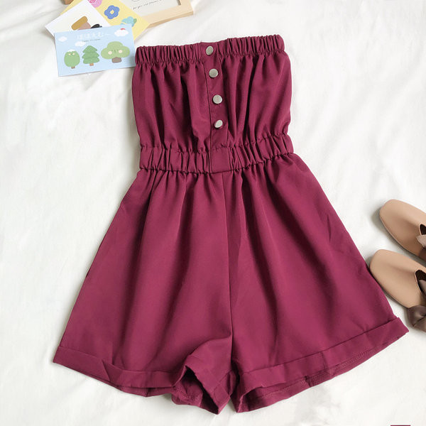 Moderns sieviešu kombinezons ar pogām un elastīgu jostasvietu