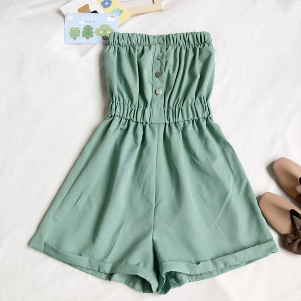 Moderns sieviešu kombinezons ar pogām un elastīgu jostasvietu