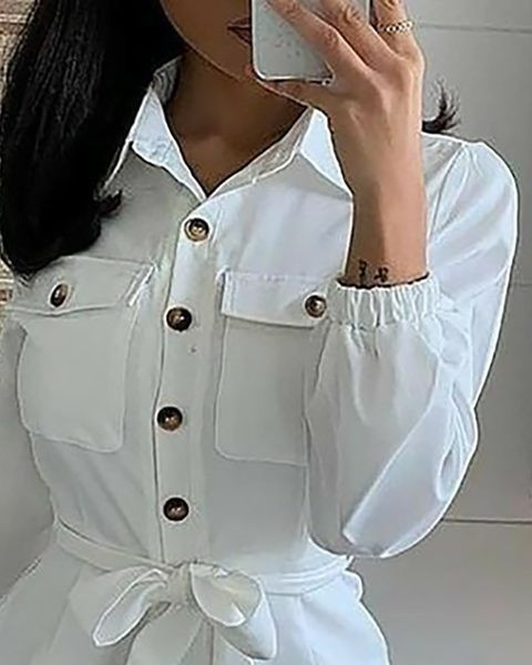 Naiste pikkade varrukatega vöö ja nööpidega kombinesoon