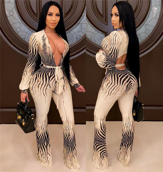 Moodne sügava teravatipulise kaelusega naiste kombinesoon