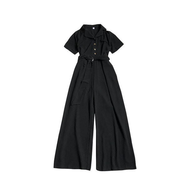 Pikad nööpide ja lühikeste varrukatega naiste kombinesoonid