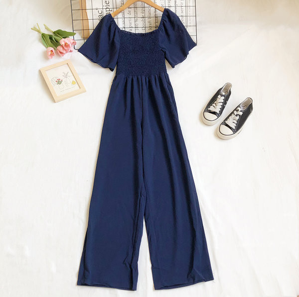 Plats sieviešu kombinezons ar īsām piedurknēm