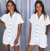 Rövid, lezser jumpsuit gombokkal - széles modell