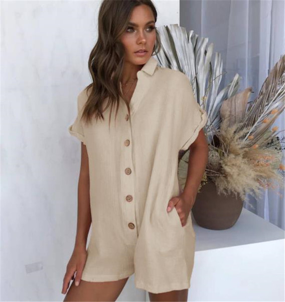 Rövid, lezser jumpsuit gombokkal - széles modell