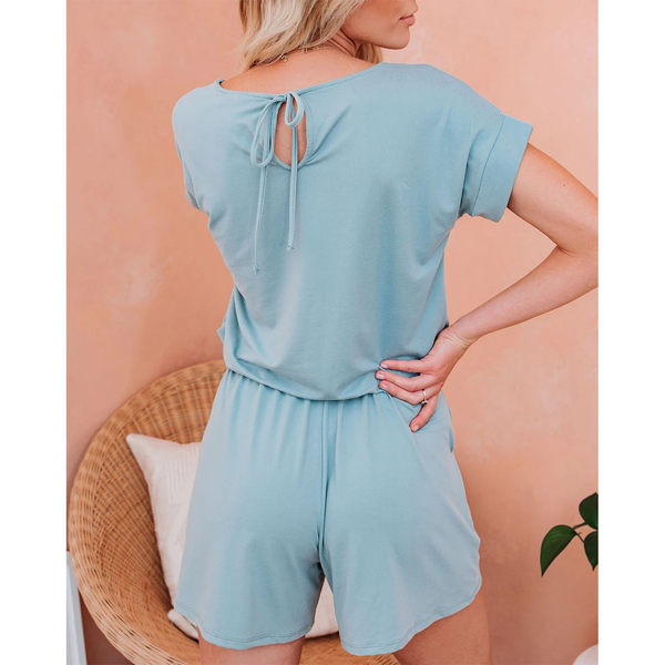 Sieviešu sporta kombinezons ar īsām piedurknēm un saitēm