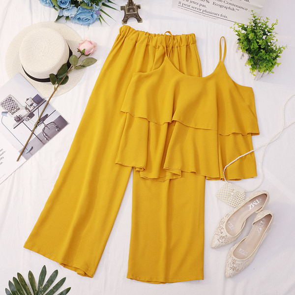 Ikdienas krekliņu un bikšu komplekts