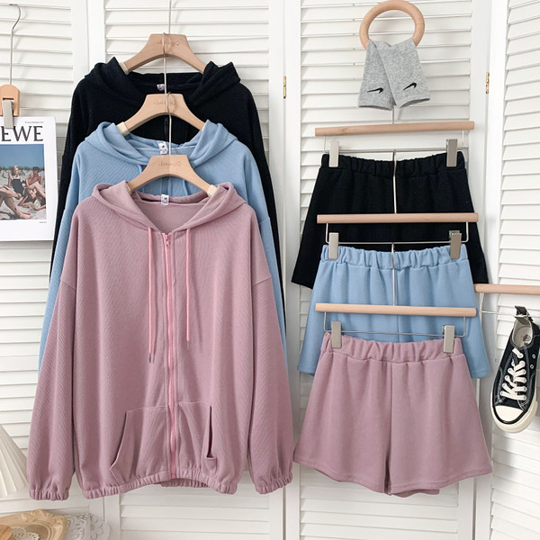 Jauna modeļa sieviešu komplekts no divām daļām - vairākās krāsās