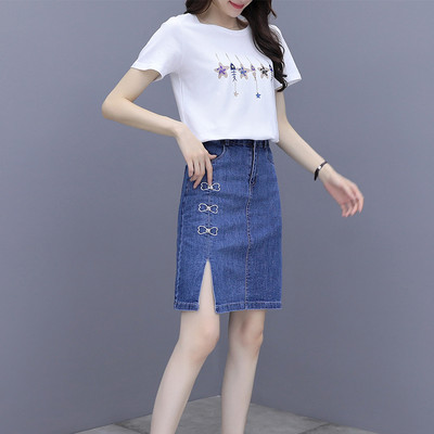 Ikdienas sieviešu komplekts no T-krekla un džinsa svārkiem ar šķēlumu