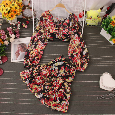 Naiste kaheosaline komplekt - lillemotiividega seelik ja pluus