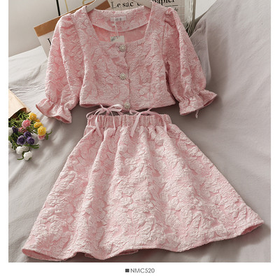 Kaasaegne naiste komplekt pitsi ja nööpidega