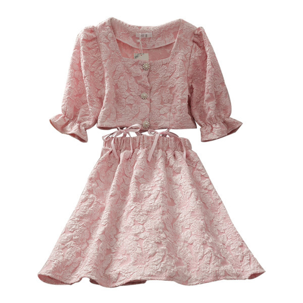 Kaasaegne naiste komplekt pitsi ja nööpidega