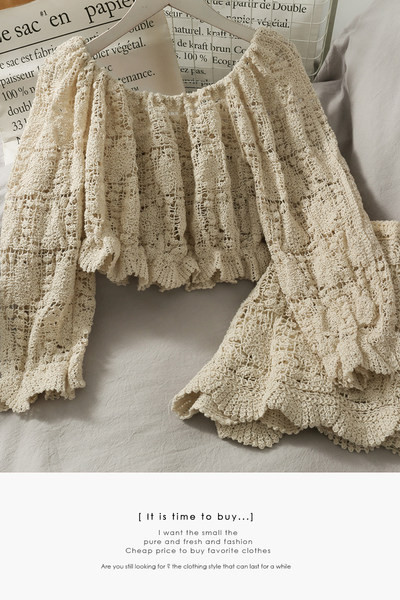 Sieviešu komplekts no divām daļām - šorti un blūze