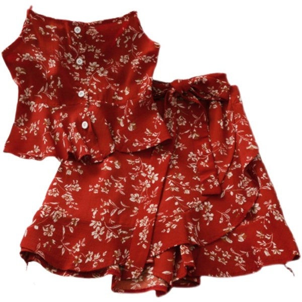 Jauna modeļa sieviešu komplekts un svārki