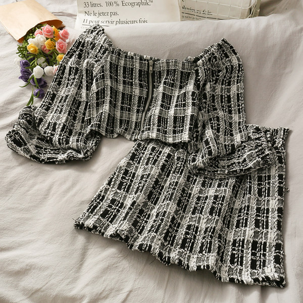 Ruuduline naiste komplekt-pluus ja seelik