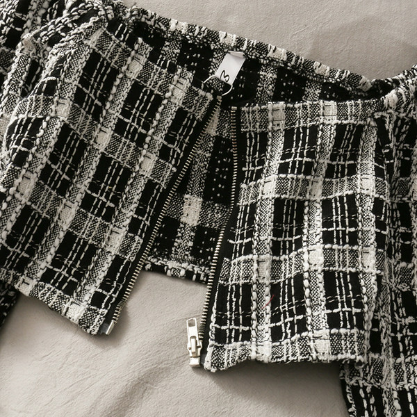 Ruuduline naiste komplekt-pluus ja seelik