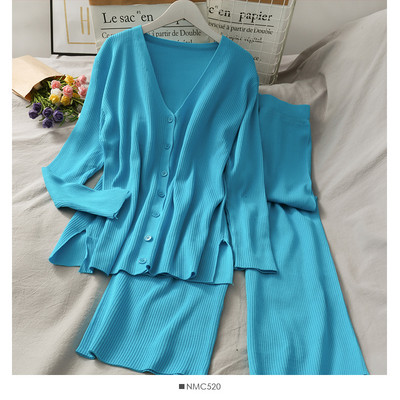 Naiste komplekt kahest osast - vest ja püksid