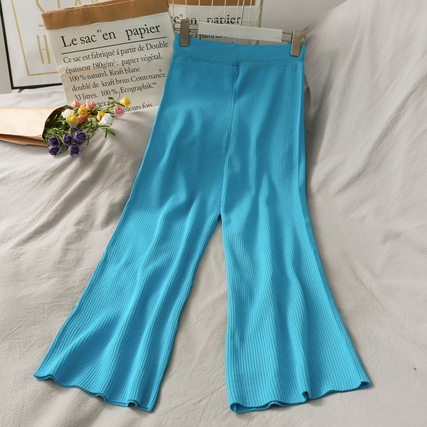 Naiste komplekt kahest osast - vest ja püksid