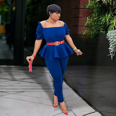 Naiste komplekt kaheosalisest kandilise kaelusega pluusi ja liibuvate pükstega