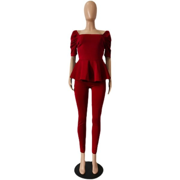 Naiste komplekt kaheosalisest kandilise kaelusega pluusi ja liibuvate pükstega