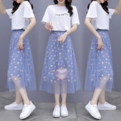 Καθημερινό γυναικείο σετ από δύο μέρη - φούστα και μπλουζάκι με κοντά μανίκια