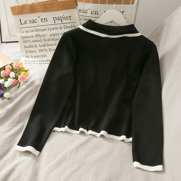 Sieviešu komplekts no divām daļām-blūze ar rāvējslēdzēju un biksēm