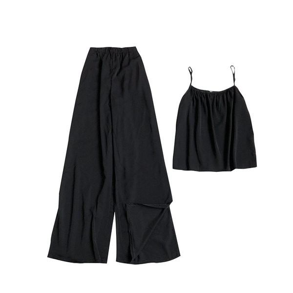 Sieviešu komplekts no divām daļām bikses un platām biksēm ar šķēlumiem kājās