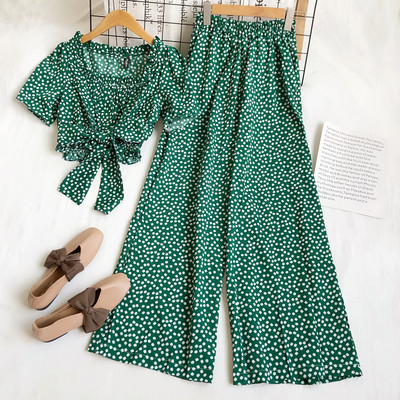 Jauna modeļa komplekts no divām daļām ar ziedu motīviem sievietēm