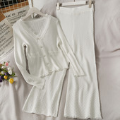 Sieviešu komplekts no divām daļām - bikses un veste