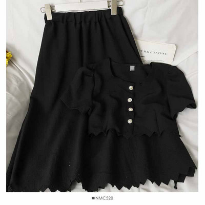 Sieviešu ikdienas komplekts-svārki un blūze ar pogām