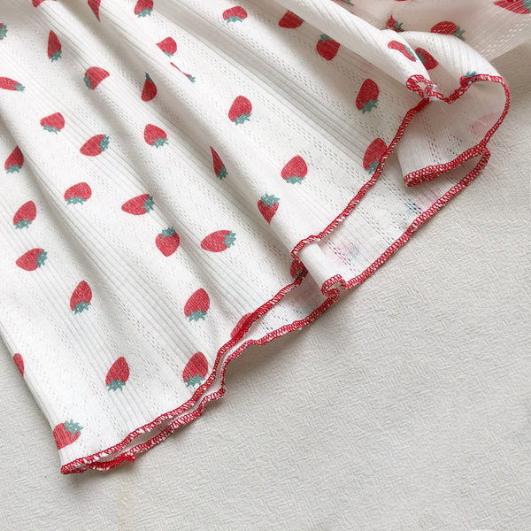 Uut mudelit peenikeste rihmadega naiste topikomplekt ja aplikatsiooniga lühikesed püksid