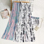 Naiste rinnakorvi ja pükste komplekt