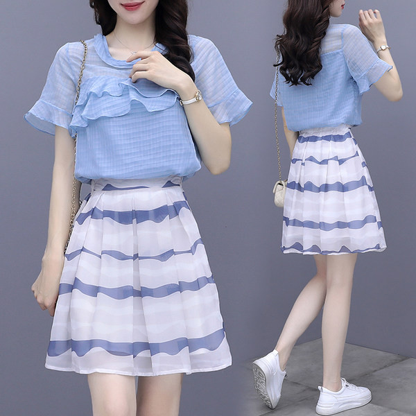 Jauna modeļa sieviešu blūzes komplekts ar lokām un piegrieztiem svārkiem