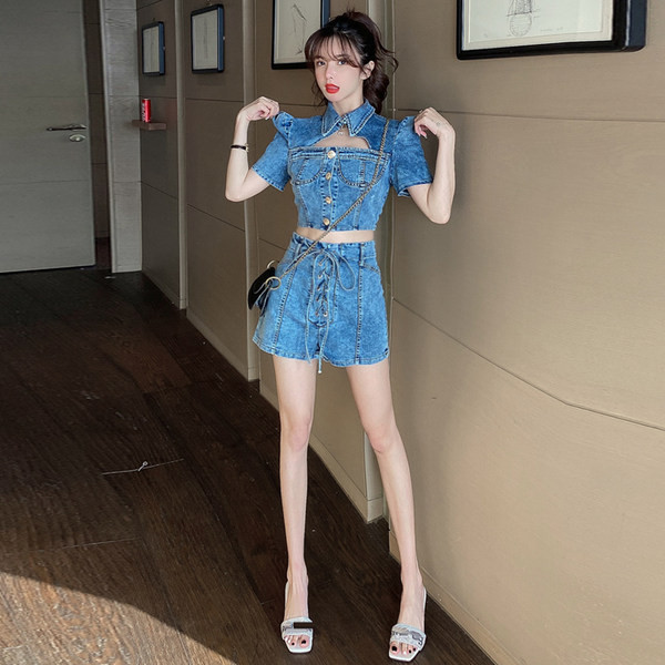 Naiste teksakomplekt - lühike särk ja püksid